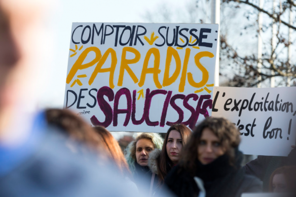 Militant livestock farmers attack animal welfare advocates