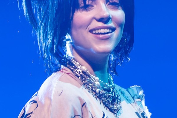 Billie Eilish fait la promotion du Veganuary auprès de 107 millions d'abonnés