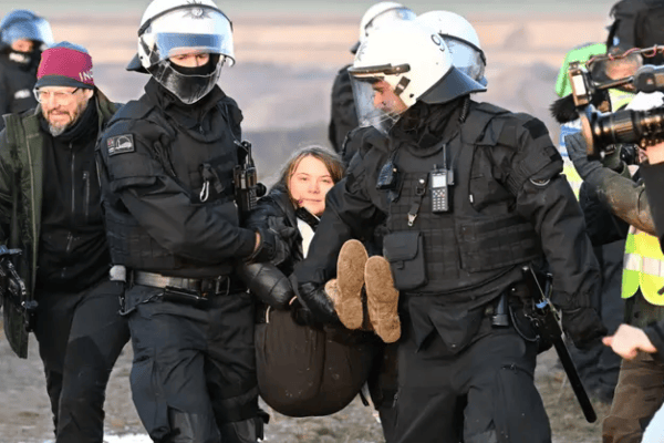 Woher kommt das Geld für Greta Thunberg’s Aktivismus?