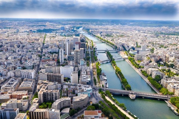Paris nettoie la Seine avant les Jeux Olympiques 2024