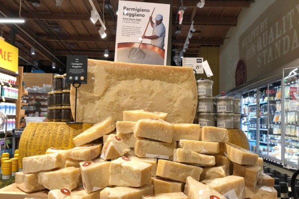 Parmesan: Mit tierischem Lab hergestellt