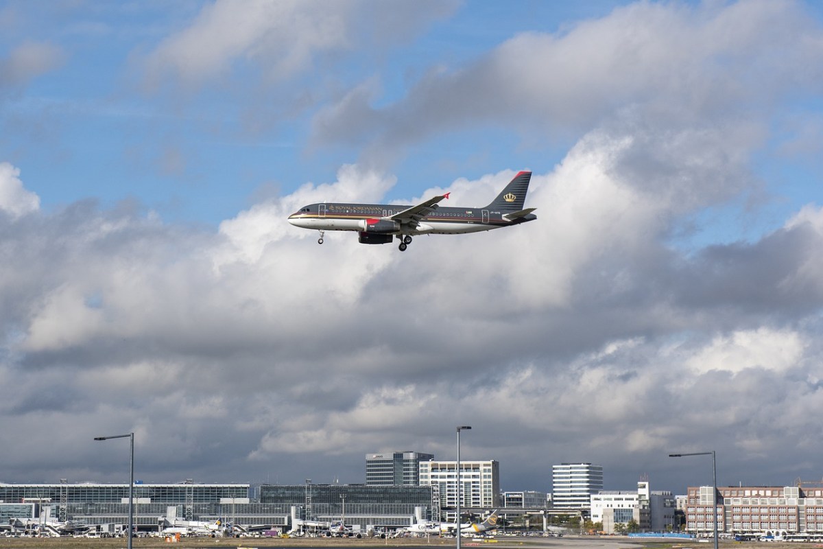 Hobby-Jäger tötet seine Ex-Freundin am Flughafen Frankfurt