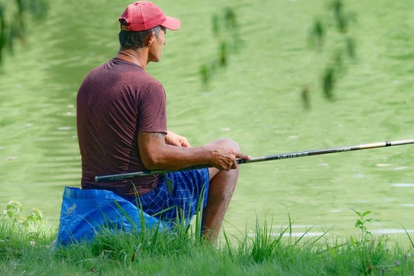PETA zeigt Wettfischen in Kemmern an