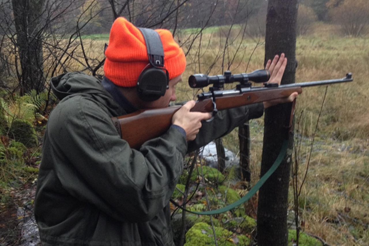 Wenn Hobby-Jäger unter Drogen und illegalen Gewehren jagen