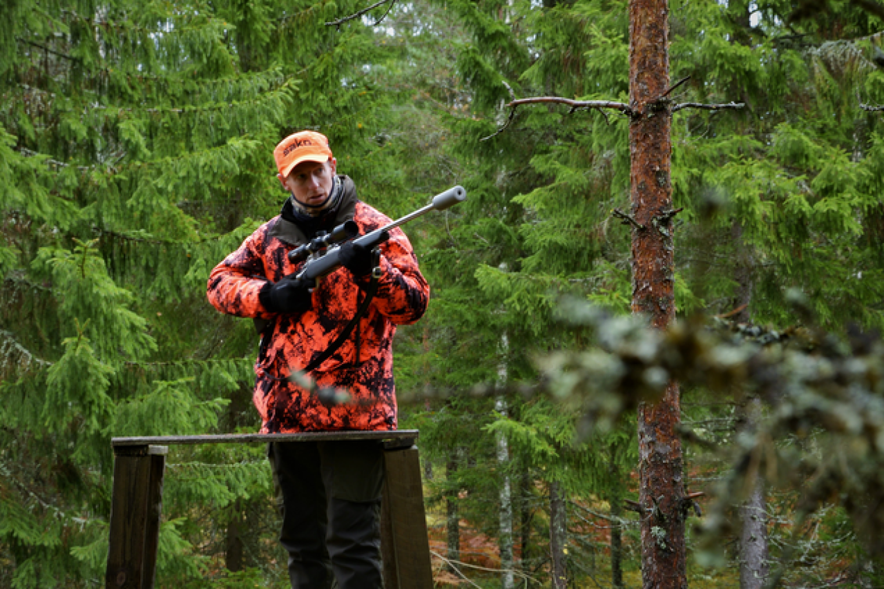 When self-glorification becomes hunting ethos – 30 years of the Ticino Hunting Association