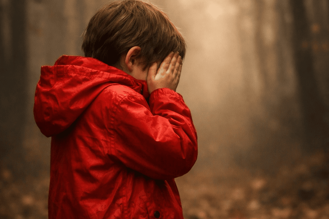 Punire i cacciatori amatoriali che permettono ai minori di partecipare alla caccia amatoriale.