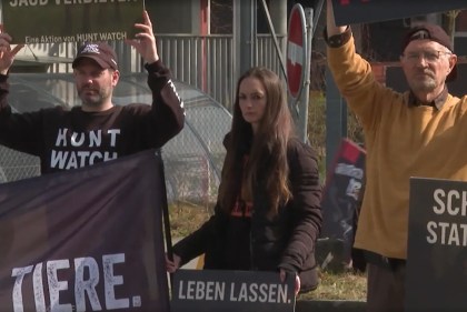 Töten als Freizeitvergnügen: Die «Jagdmesse Schweiz» in der Umwelt Arena Spreitenbach Töten als Freizeitvergnügen Die «Jagdmesse Schweiz» in der Umwelt Arena Spreitenbach