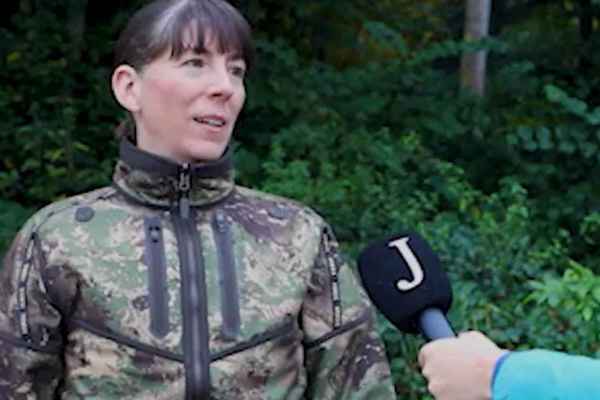 Rehjagd im Kanton Bern: Was das Plattform-J-Porträt einer Hobby-Jägerin ausblendet